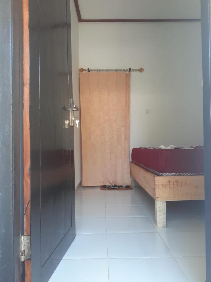 Nadil Homestay Kuta  Exterior photo