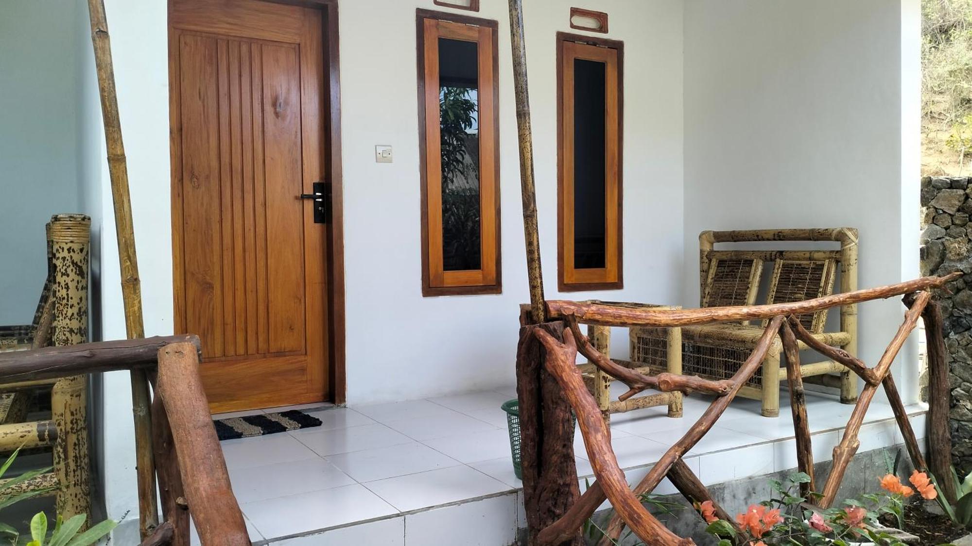 Nadil Homestay Kuta  Exterior photo